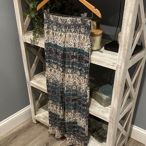 Floral Patterned Wide-Leg Pants